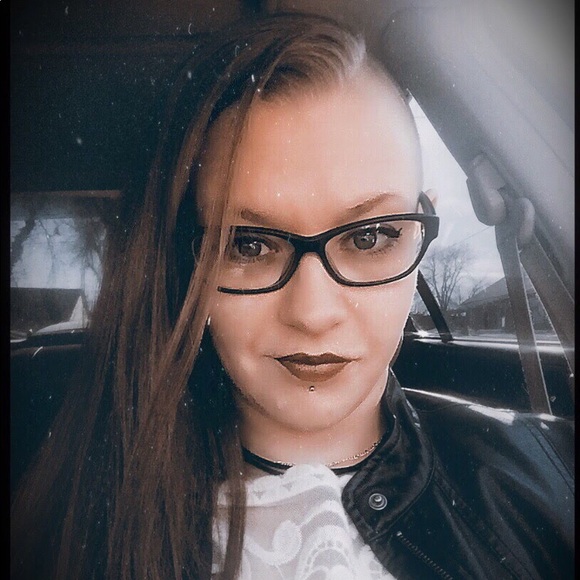 Hi, I'm Tina. xx - Picture 3 of 12